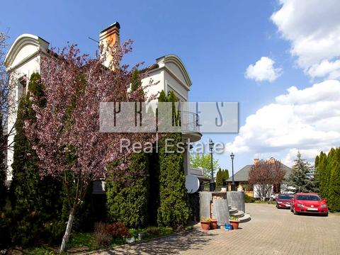 будинок за адресою Валова вул., 10