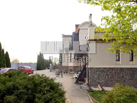 будинок за адресою Валова вул., 10