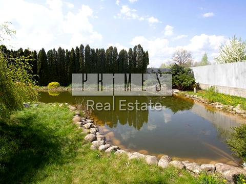 будинок за адресою Валова вул., 10