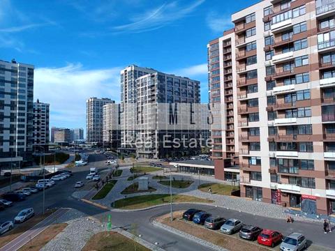 коммерческая по адресу Олександра Олеся 2, 8.2