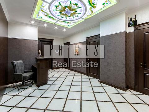 коммерческая по адресу Антоновича ул., 131