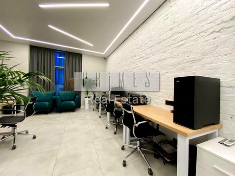 коммерческая по адресу Андрея Верхогляда ул. (Михайла Драгомирова), 19-А