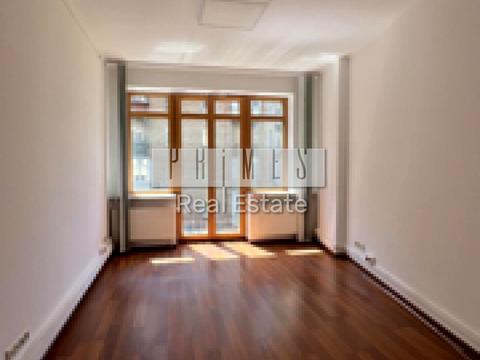 комерційна за адресою Крутий спуск, 7