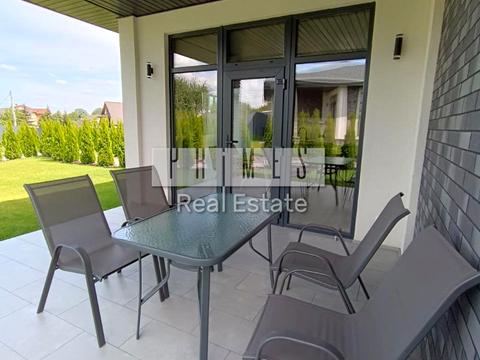 будинок за адресою Суворова вул., 2