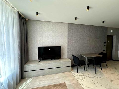 квартира за адресою Салютна вул., (Будинок 05201-05206)