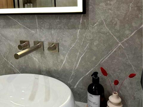 квартира по адресу Салютная ул., 2к17