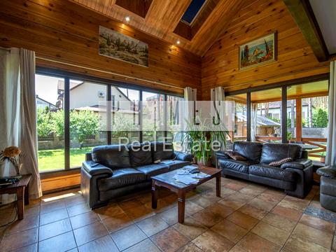 будинок за адресою А.Михайловського, 6б