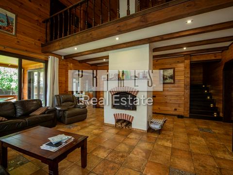 будинок за адресою А.Михайловського, 6б