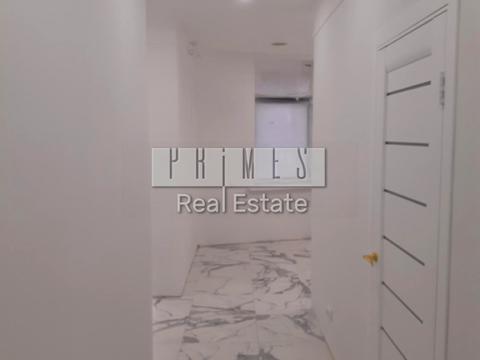 коммерческая по адресу Лесі Українки ул., 30Б