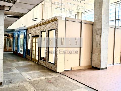 коммерческая по адресу Львівська площа, 8а