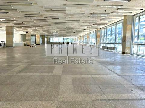 коммерческая по адресу Львівська площа, 8а