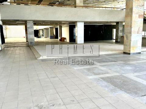 коммерческая по адресу Львівська площа, 8а