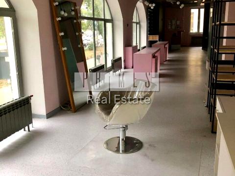 коммерческая по адресу Хоткевича Гната, 8