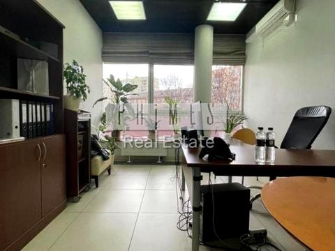 комерційна за адресою просп. Голосіївський, 58а