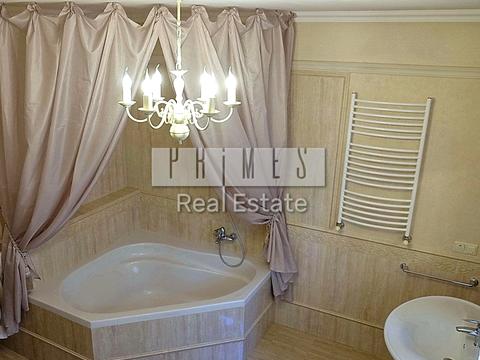 будинок за адресою с. Романків, Лісова вул.