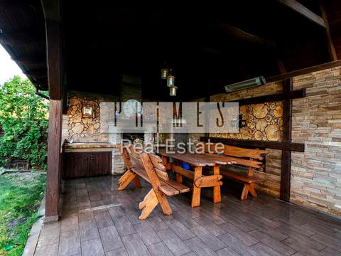 будинок за адресою 10-та Садова вул., 11а