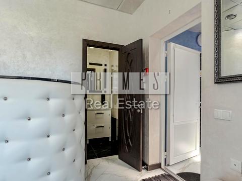 комерційна за адресою Метрологічна вул., 11-А