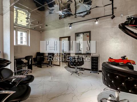 комерційна за адресою Метрологічна вул., 11-А