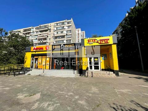 комерційна за адресою Микільсько-Слобідська вул., 6/7