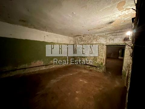 комерційна за адресою Джохара Дудаєва вул. (Іскрівська), 11/45