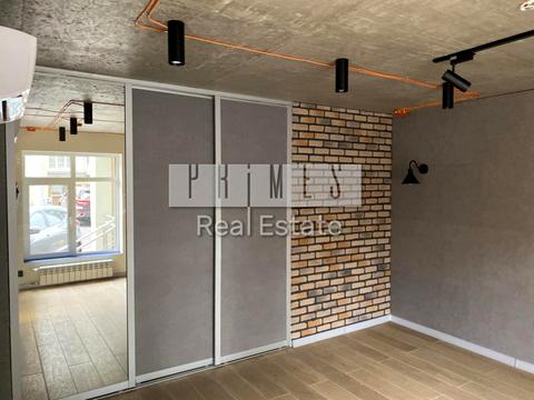 коммерческая по адресу Антоновича ул., 131