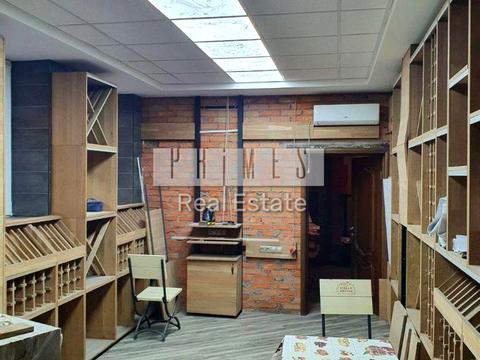 комерційна за адресою Софіївська пл., 12