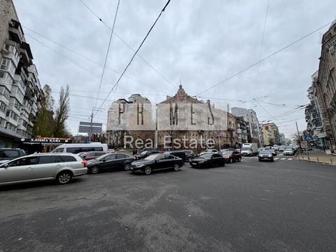 комерційна за адресою Київ, Саксаганського вул., 84/86