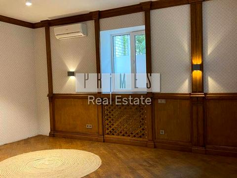 комерційна за адресою Грушевського Михайла, 28/2