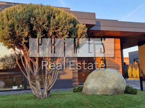 будинок за адресою Прирічна