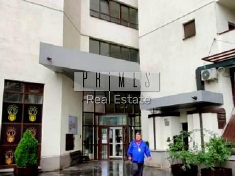 коммерческая по адресу Коновальця Євгена, 44а