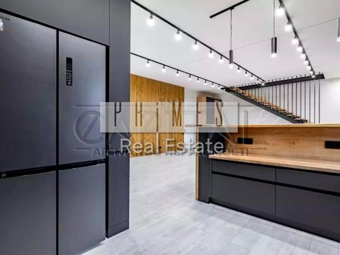 будинок за адресою Центральна вул.