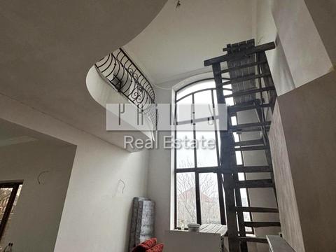 будинок за адресою Сонячна вул.