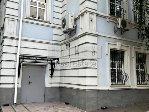 коммерческая по адресу Саксаганского ул., 111а