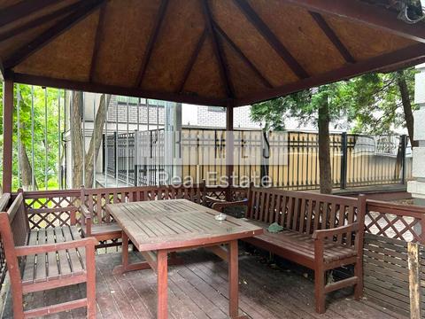 коммерческая по адресу Саксаганского ул., 111а