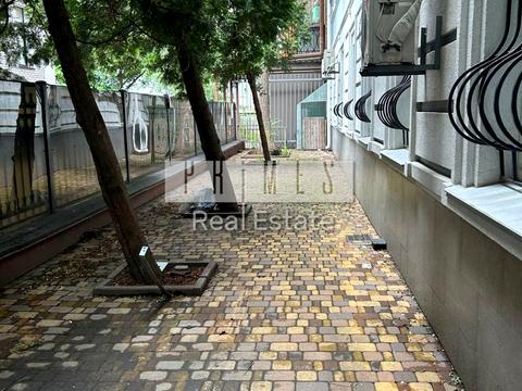 коммерческая по адресу Саксаганского ул., 111а