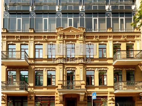 комерційна за адресою Михайлівська пл., 7