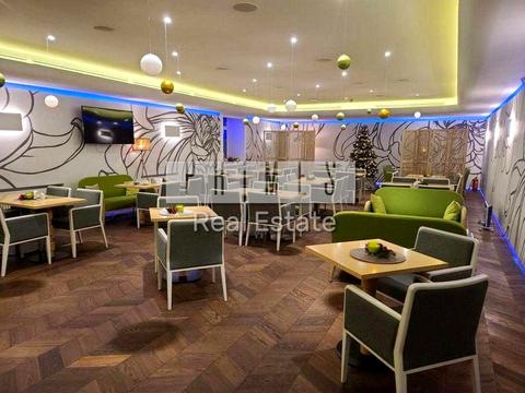 комерційна за адресою Київ, Митрофана Довнар-Запольського вул., 7-9