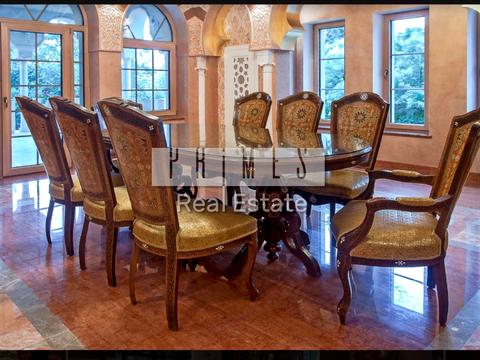 будинок за адресою Чорногорська