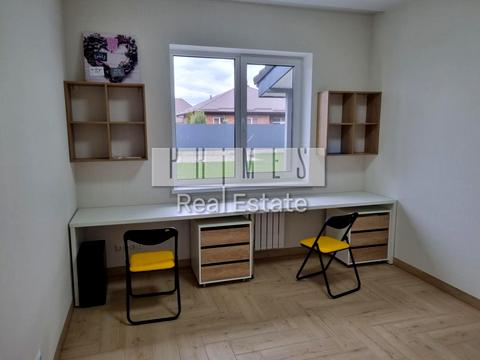 будинок за адресою с. Осещина, Абрикосова, 8