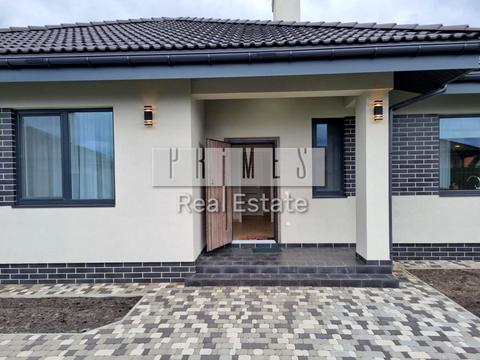 будинок за адресою с. Осещина, Абрикосова, 8