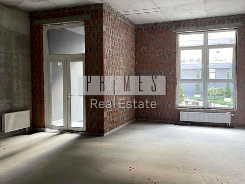 комерційна за адресою Солом'янська пл., 17а