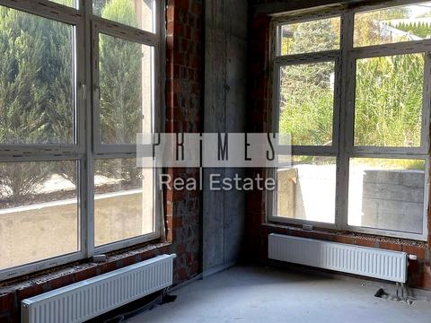 комерційна за адресою Солом'янська пл., 17а