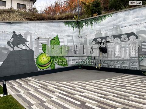 комерційна за адресою Солом'янська пл., 17а