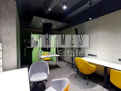 комерційна за адресою Василенка Миколи, 7