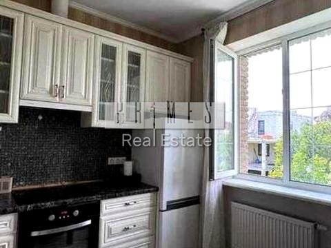 дом по адресу Південна