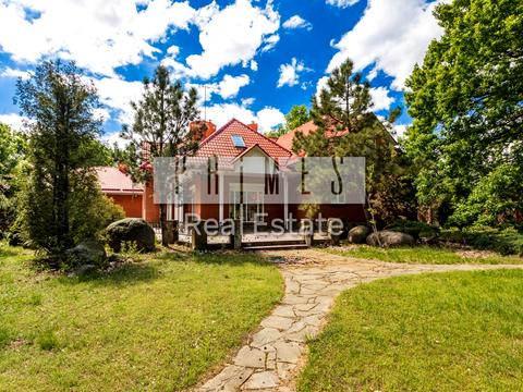 будинок за адресою Набережно-Рибальська вул., 1