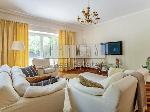 будинок за адресою Набережно-Рибальська вул., 1