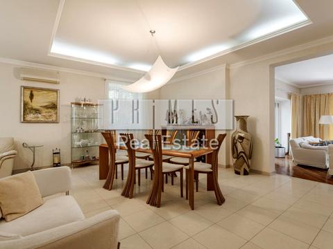 будинок за адресою Набережно-Рибальська вул., 1