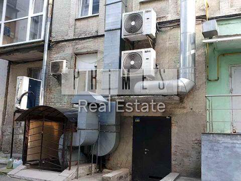 комерційна за адресою Київ, Володимирська вул., 92/39