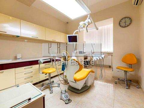 комерційна за адресою Володимира Івасюка просп. (Героїв Сталінграду), 6к2